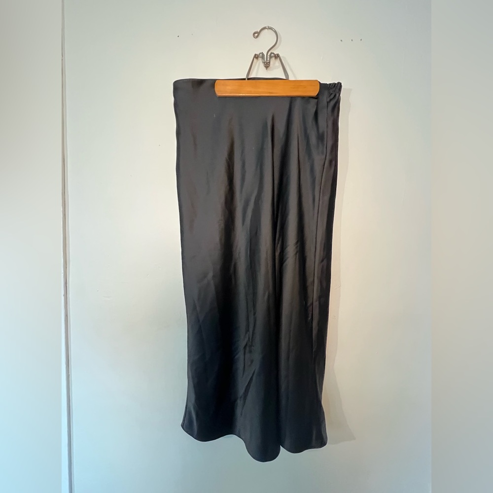 Slip skirt